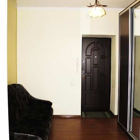 Центр Міста Однокімнатна Новобудова Appartement Loetsk Buitenkant foto